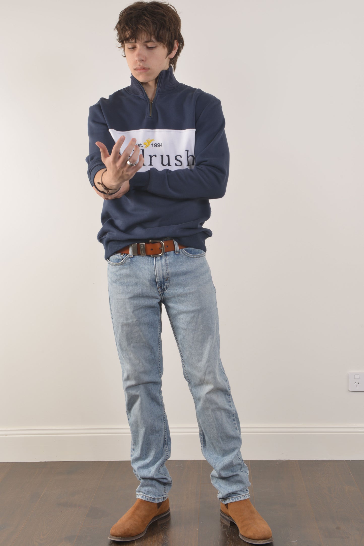 BURRA ZIP SWEAT (UNISEX)