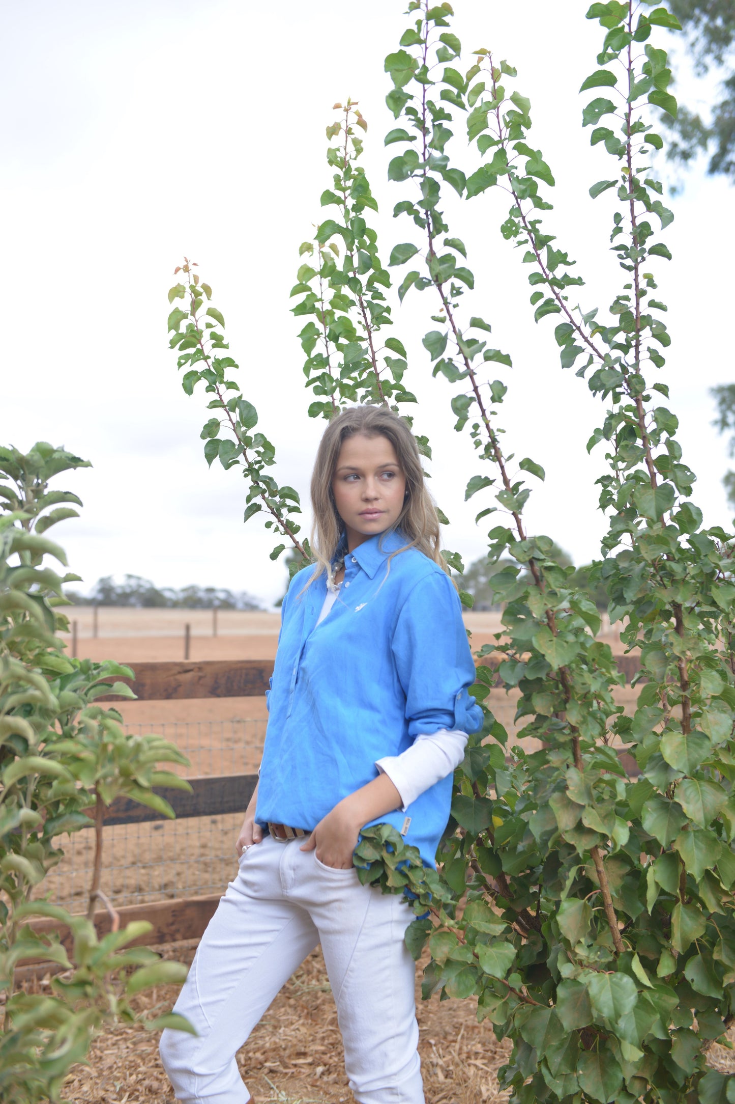 LINEN TAB SHIRT- COBALT