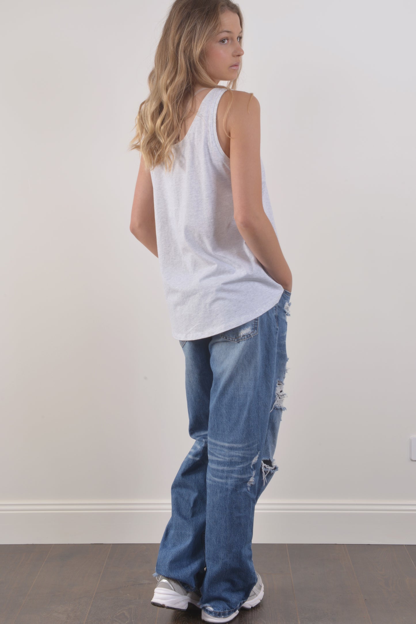 BULLRUSH STAR SINGLET-Grey