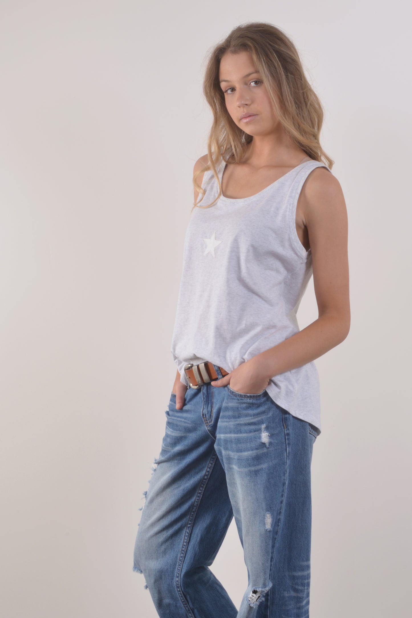 BULLRUSH STAR SINGLET-Grey