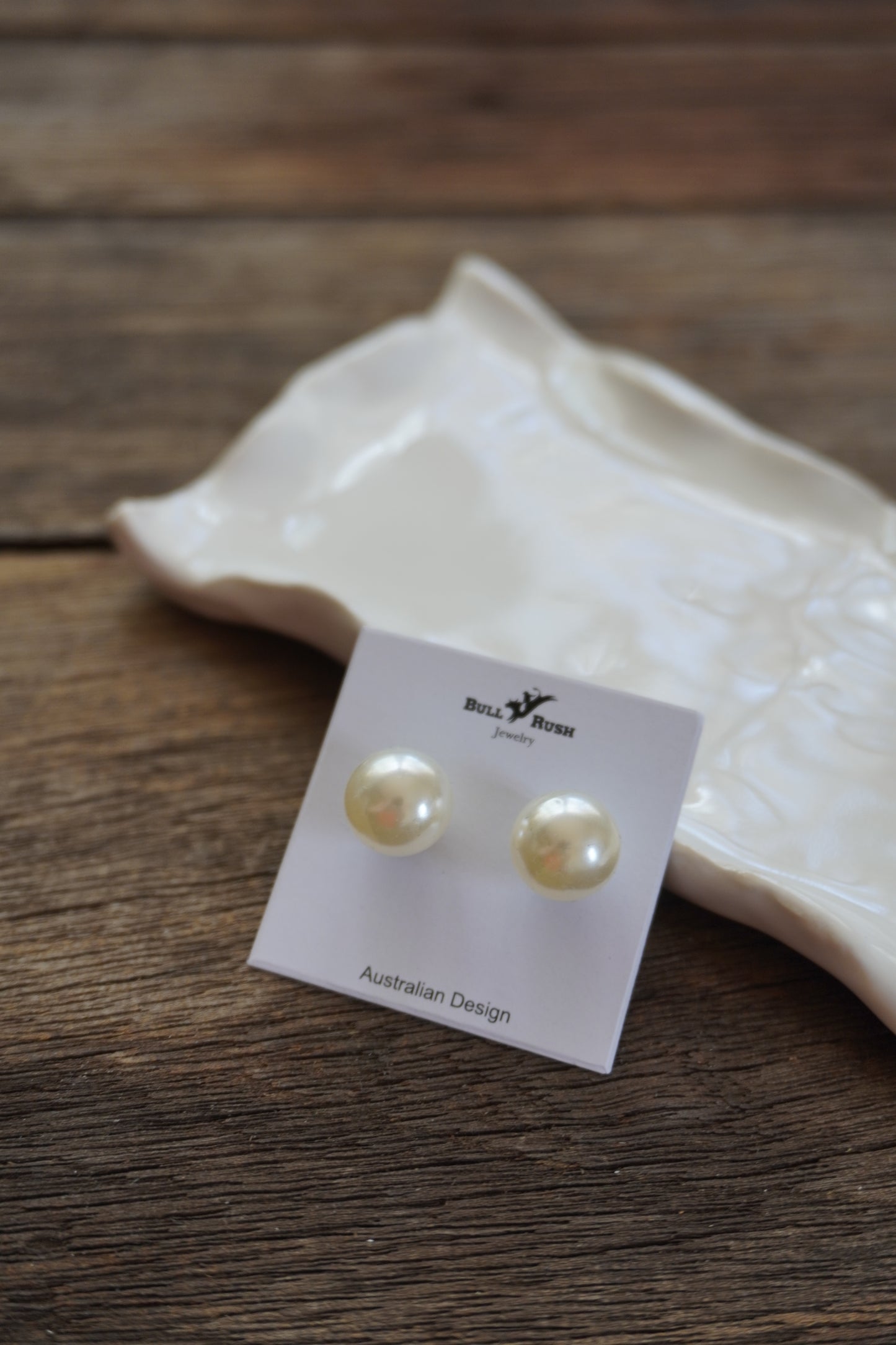 PEARL STUD- 11MM