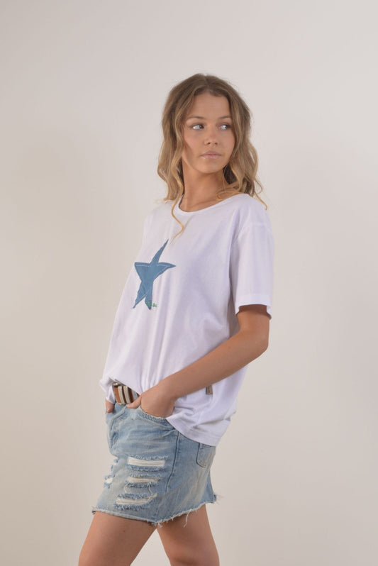 STAR SILHOUETTE TEE 25