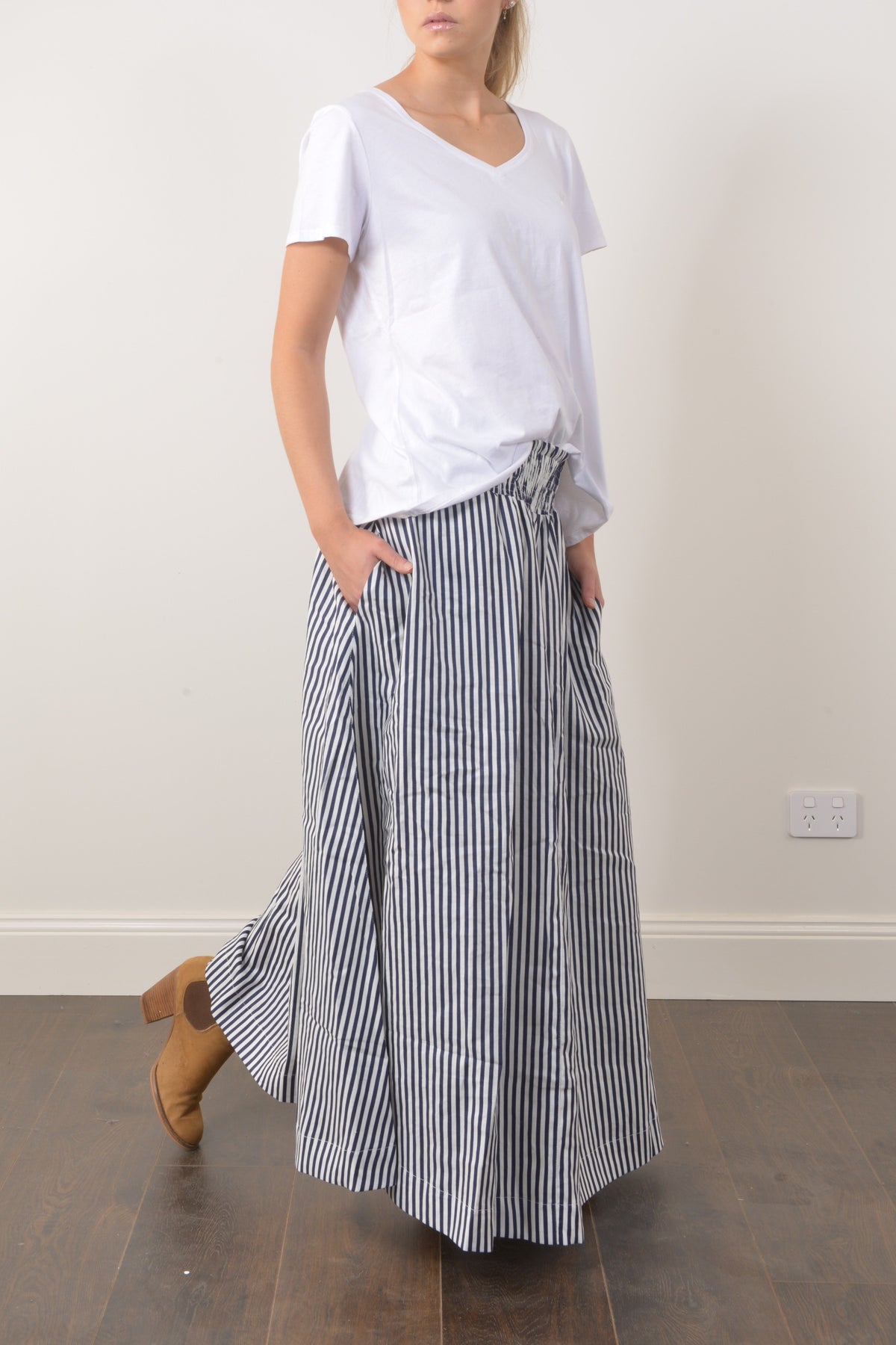 COAST SKIRT