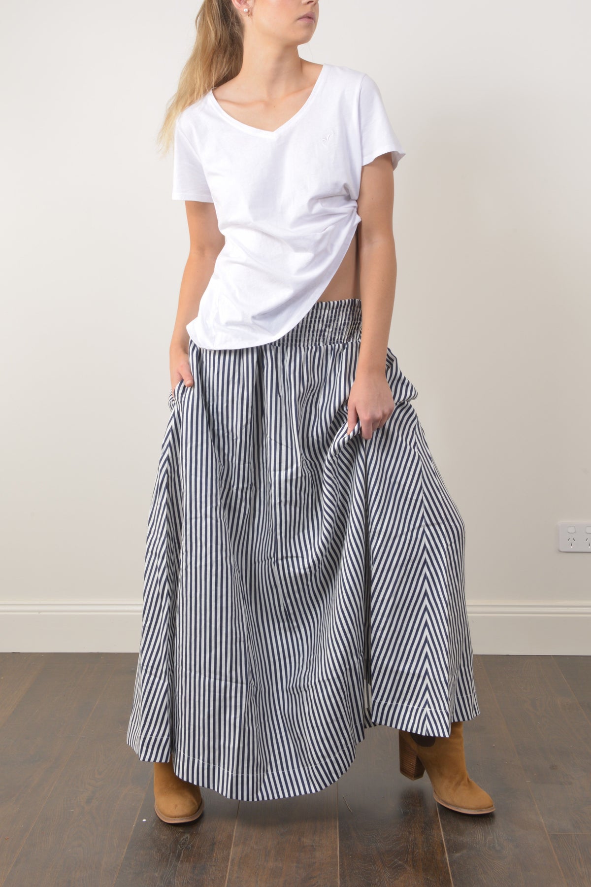 COAST SKIRT