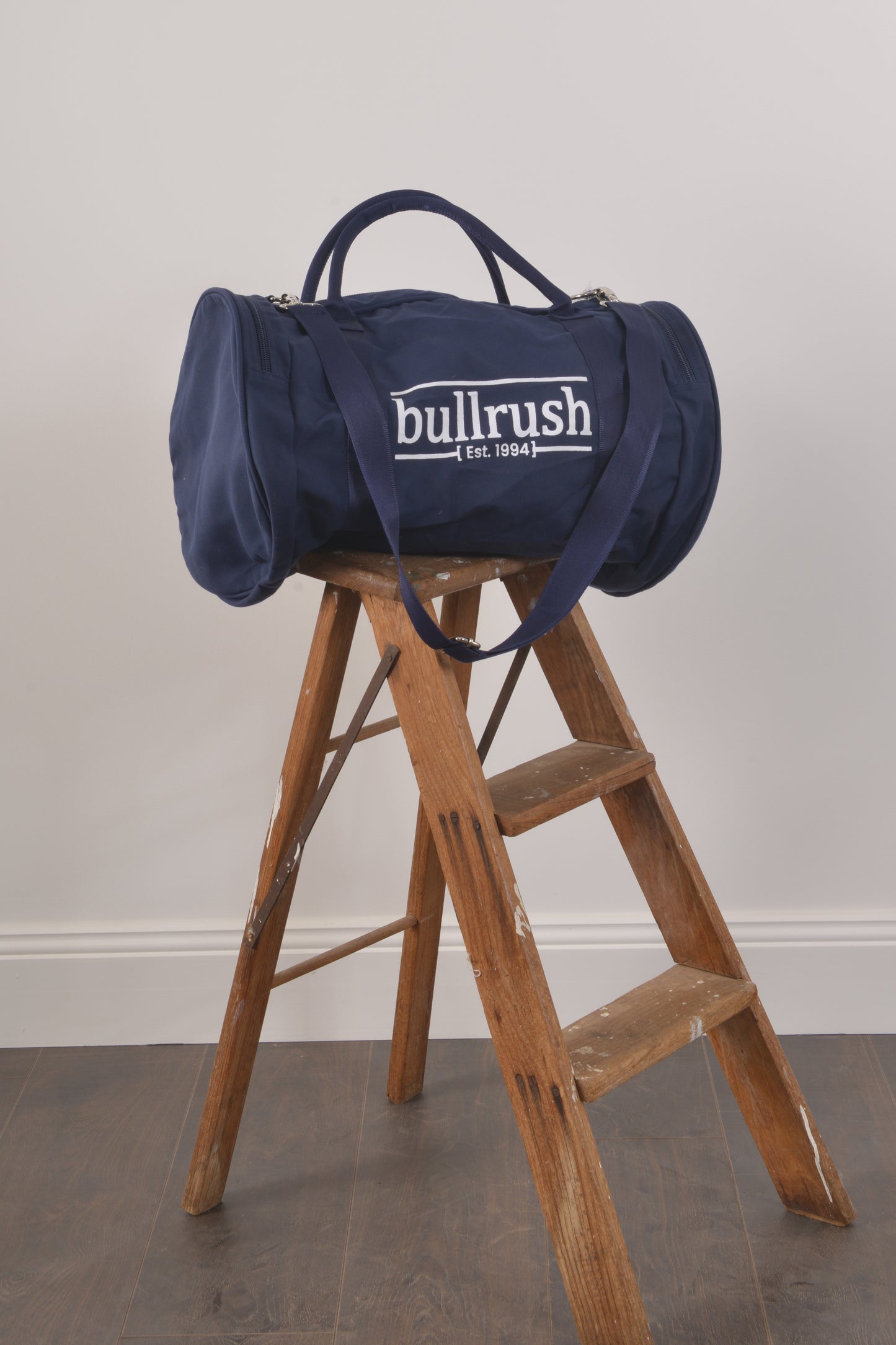 BULLRUSH ACTIVE OVERNIGHT BAG - SMALL