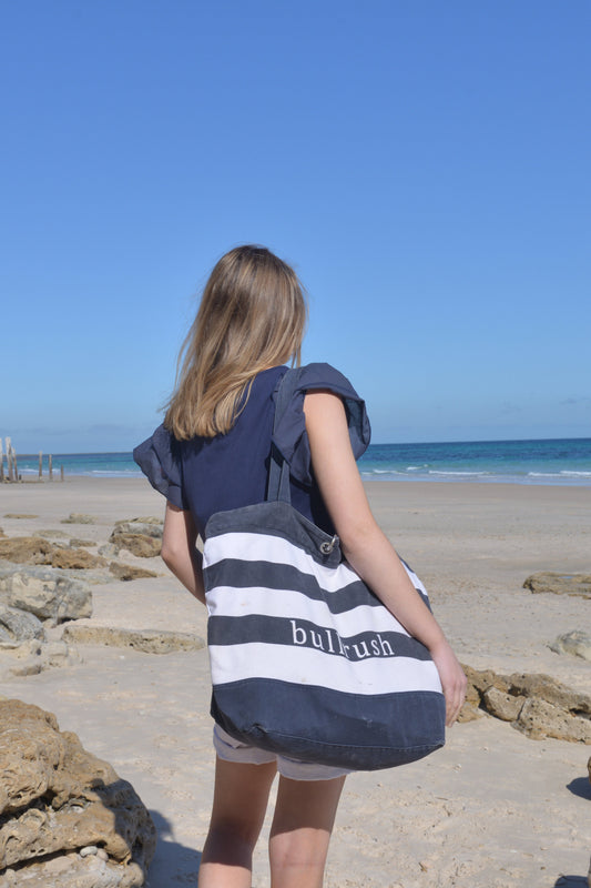 🎁 BULLRUSH TOTE BAG - Navy Stripe (15% off)