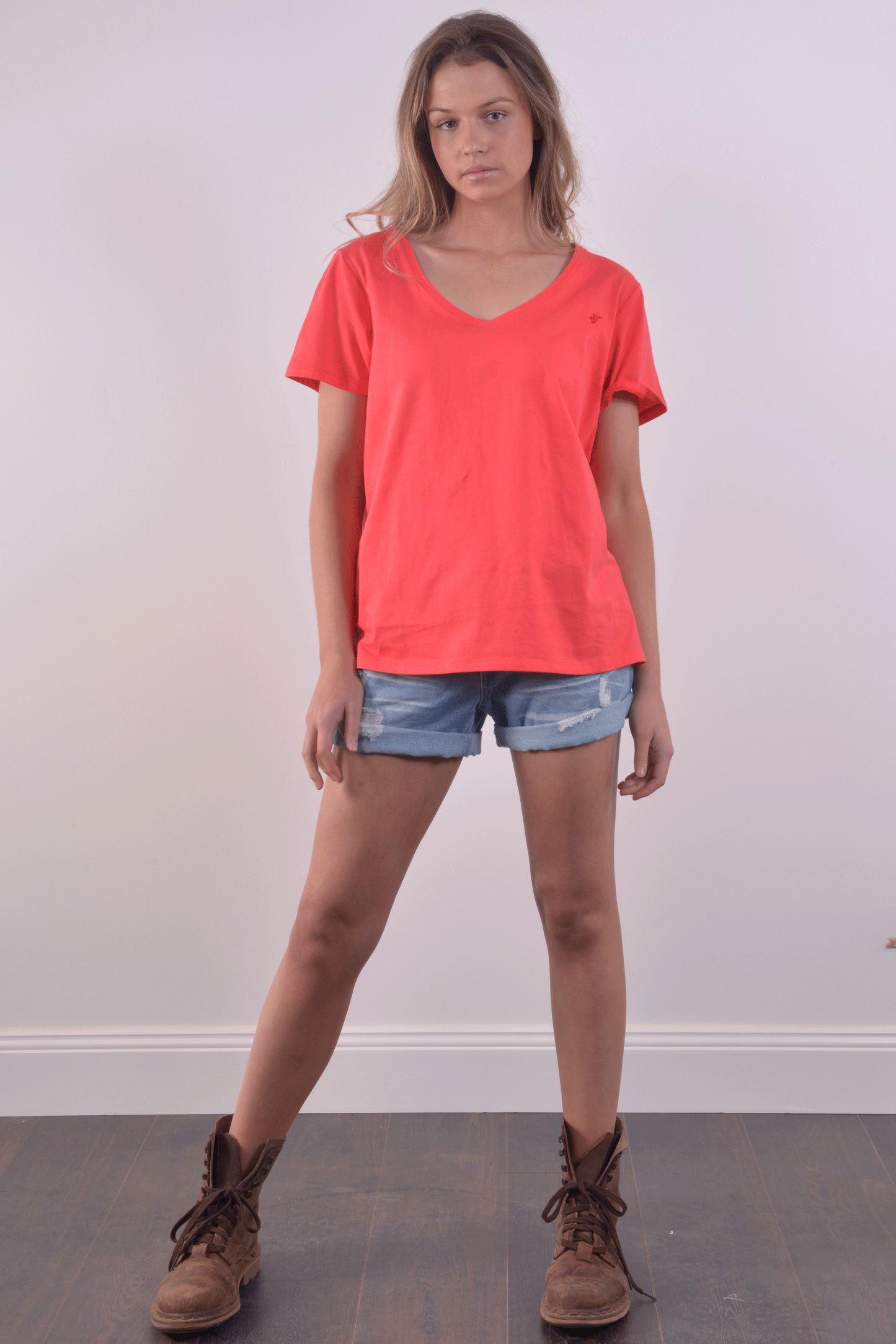 V-NECK TEE-Poppy
